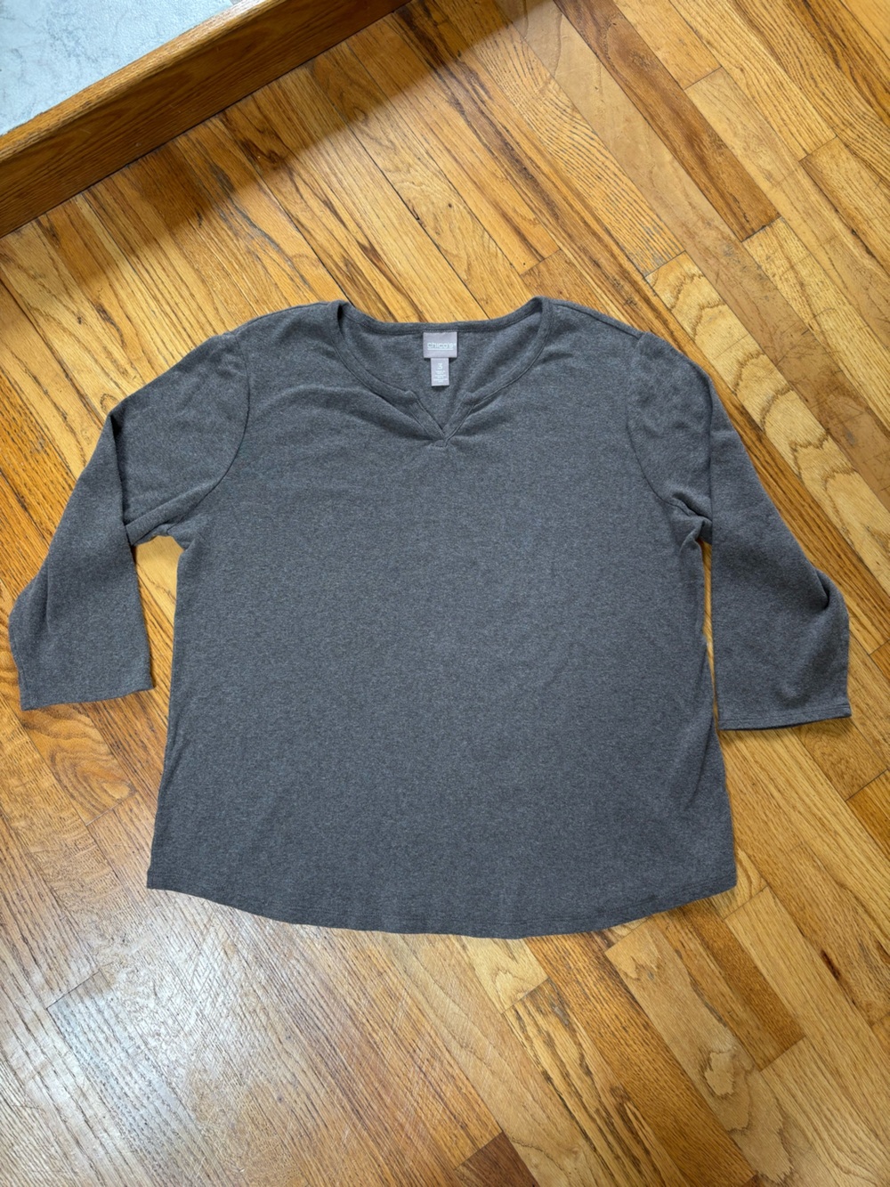 Chico's Gray V-Notch Long Sleeve Top